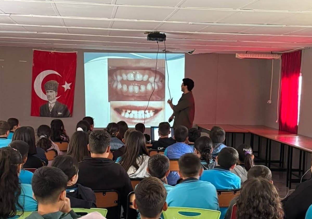 Karapınar'da Öğrencilere Yönelik Sağlıklı Yaşam Eğitimi Verildi