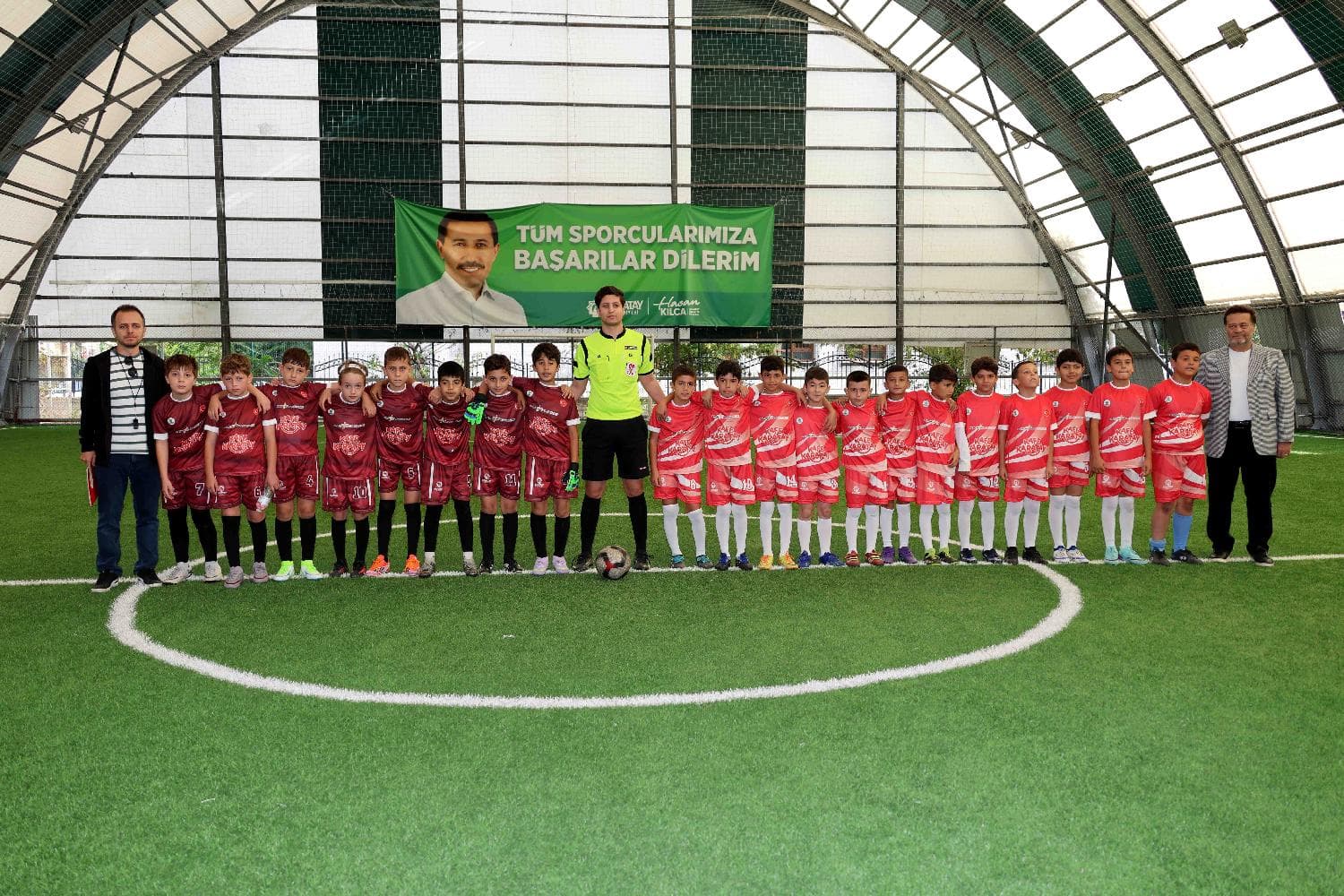 Karatay'da İlkokullar Arası Futbol Turnuvası Başladı: 384 Öğrenci Sahaya Çıktı