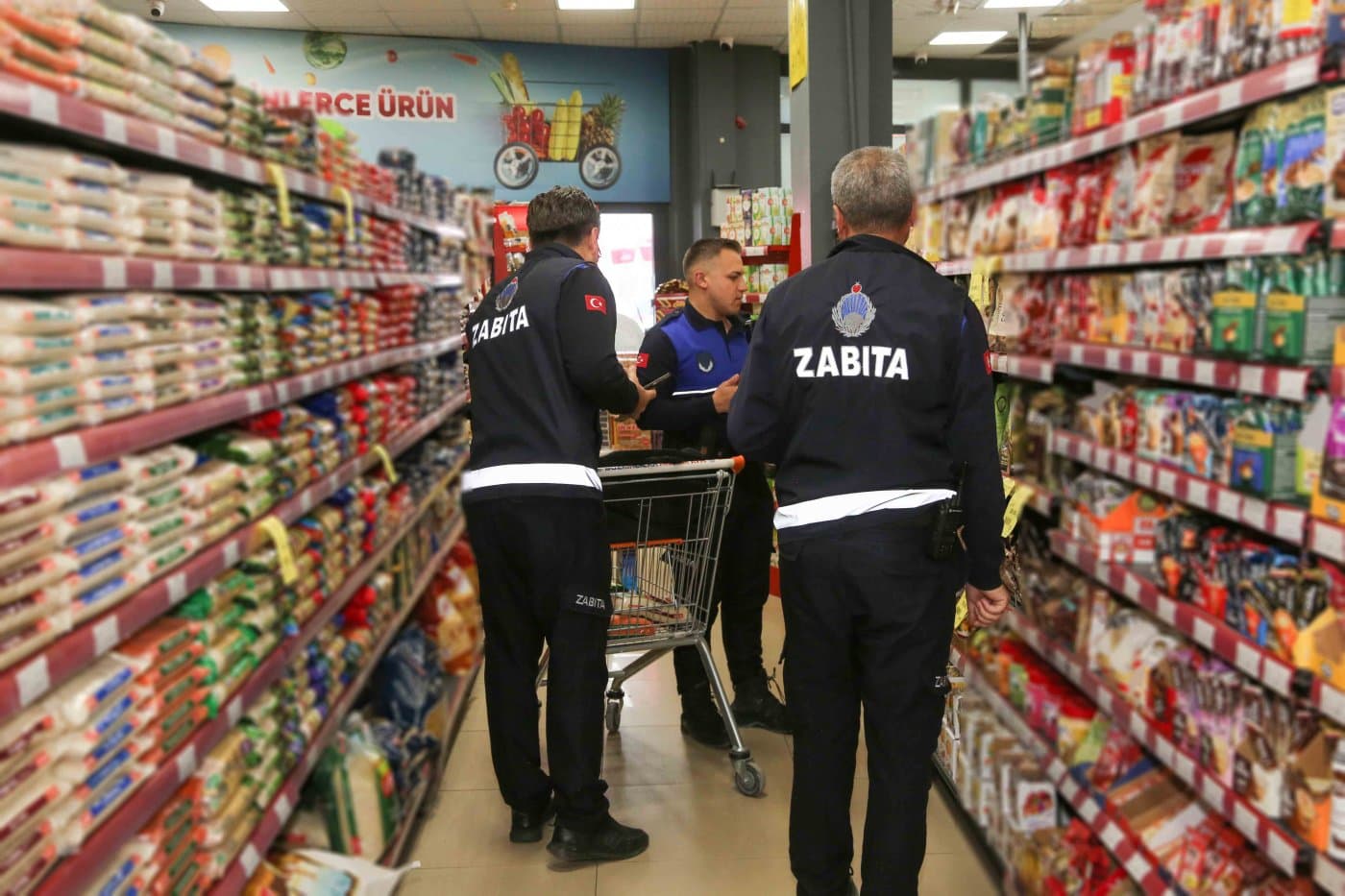 Meram'da Marketlere Sıkı Denetim: Etiket ve Gramajlar Mercek Altında